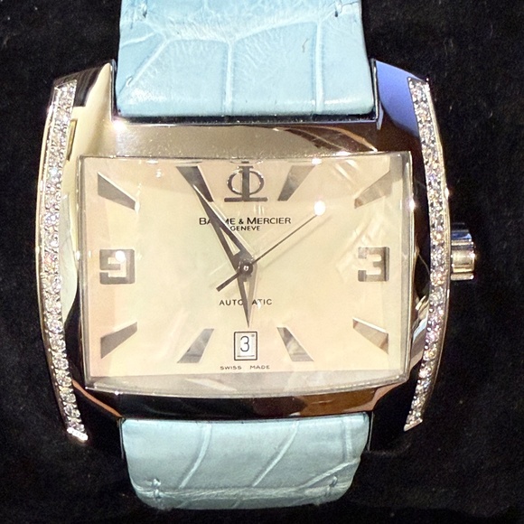 BAUME & MERCIER Watch with Diamonds for Women, Turquoise Blue Alligator Strap main image 4